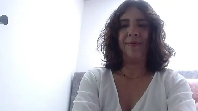 XXX chat uživo modela Victoria_meester