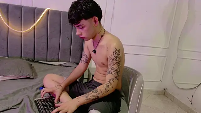 Zeyn_smith Live XXX-chat