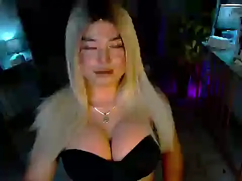 Webkamerová show SUCKABLE_21