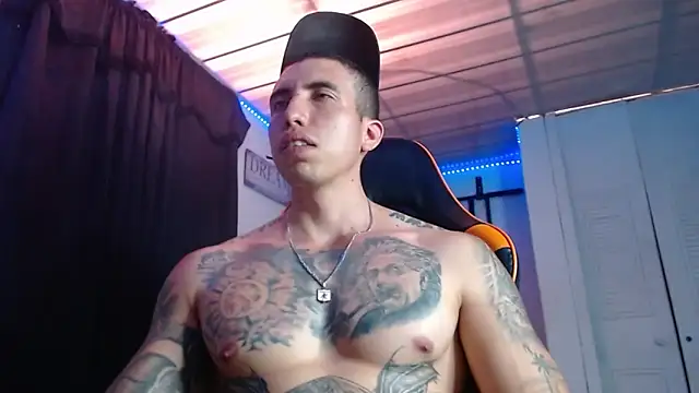 Adam_Hudsond Live XXX-chat