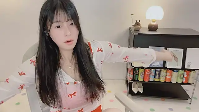 Onechestnutn Live XXX chat