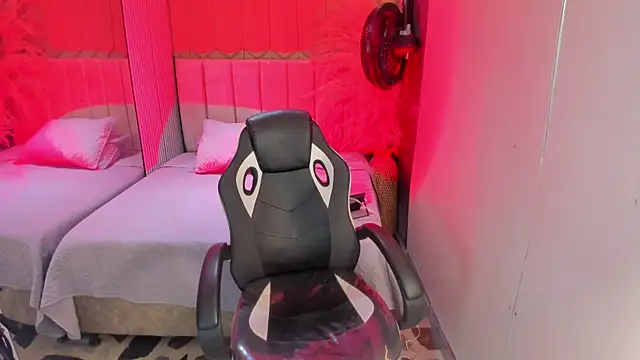 lorraineHunter Live XXX-chat