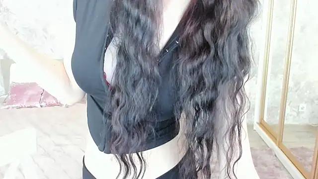 دردشة VioletHarme الجنسية المباشرة