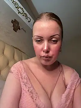 Piccolamonella29 Webcam show
