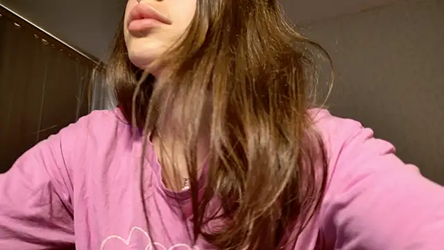 Chat XXX en directo de MadeInParadise