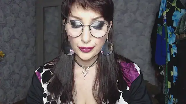 Aziza1 – Kamerová šou