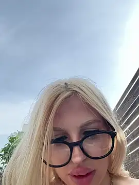 XXX chat uživo modela Steffi_Snowbunny