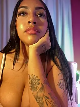 MaverickGray Chat XXX in diretta