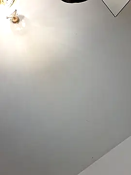 Vyrgin_boy's Live XXX Chat