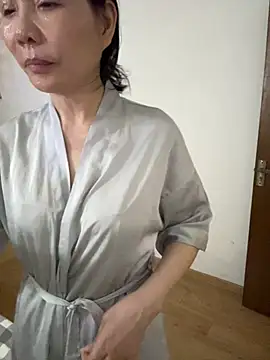 xiiuuff18 在線直播表  演