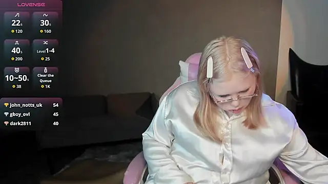 Chat +18 de LottieReed ao vivo