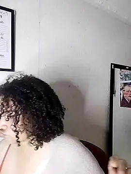 Chat XXX en directo de Elena_wallace