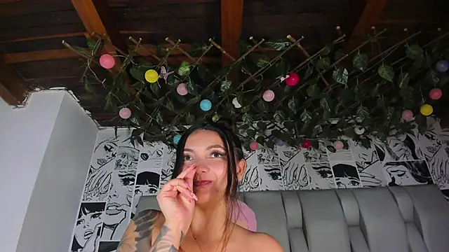LucyRosse Live XXX-Chat