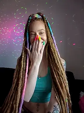 LucidLucy Chat XXX in diretta