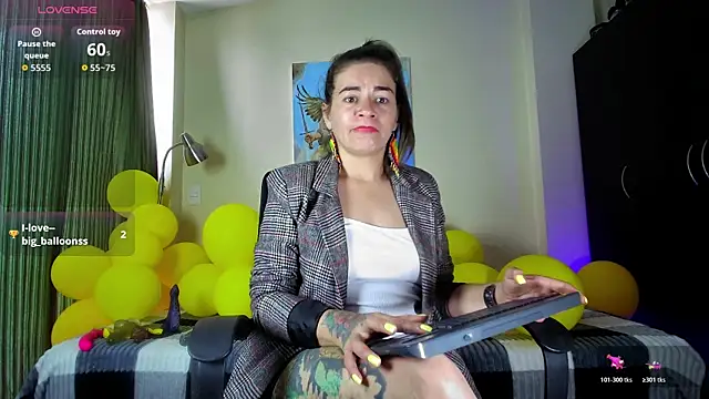 oriana_thomson01 라이브 XXX 채팅