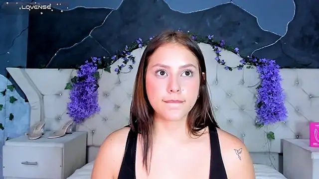Chat +18 de HayleyRoss_ ao vivo