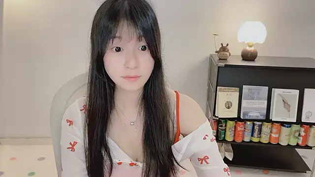 Onechestnut's Live XXX Chat