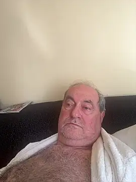 csikar Live XXX-chat