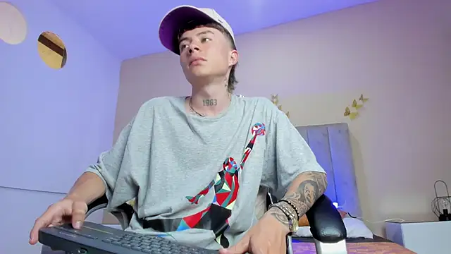 Nascary_Fox's Live XXX Chat