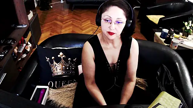 Imperatriza – Naživo XXX chat