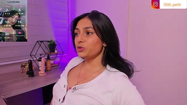 Živý XXX chat lilith_petit_
