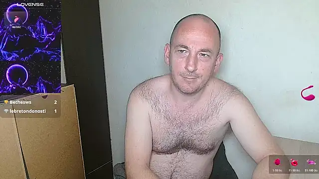 Johan___Barker Live XXX Chat