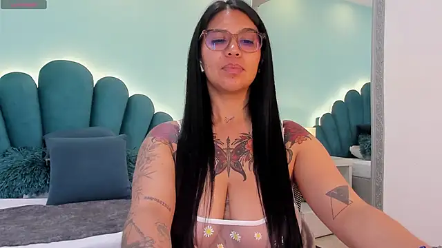 sharlott18 Live XXX-Chat