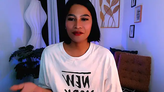 Webkamerová show YourPrettyBella_TS