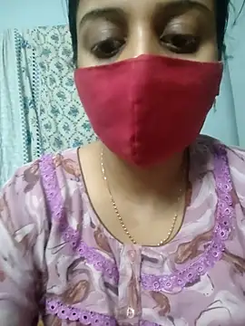 Tamil_shaliniのウェブカメラショー