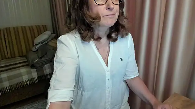 lauraoven Live XXX-Chat