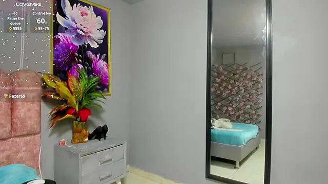 Czat XXX na żywo – HoshiVip