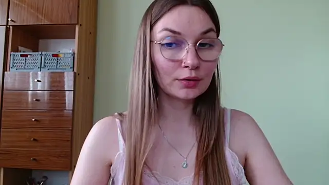 Chatroom XXX en direct de LooveELLYx