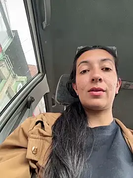 Chat XXX ao vivo de SALOME_KORLAND