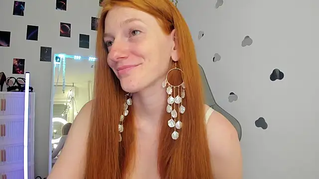 Aliceginger99 现场XXX聊天