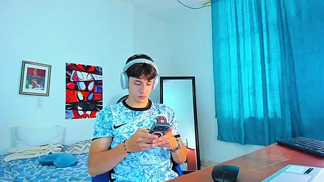 AlessandroDybala 现场XXX聊天