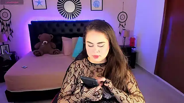LolaVillalobos' Live XXX Chat