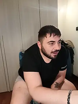 bear_skinny Adlı Modelin Canlı XXX Sohbeti