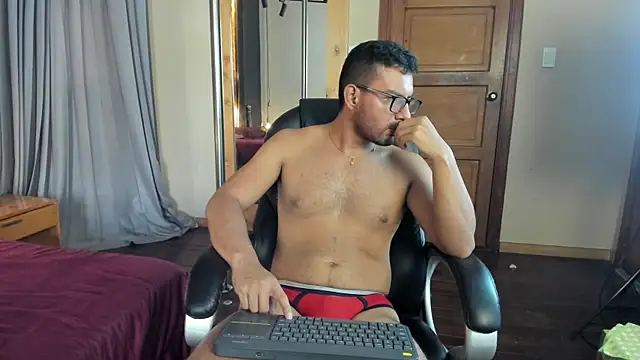 Онлайн чат XXX JacobWestt