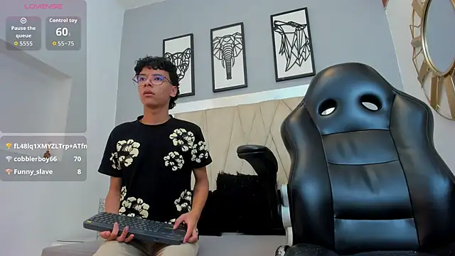 Вебкам-шоу adams_bobby
