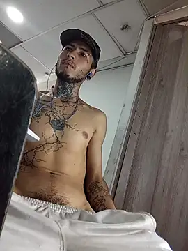 Tattoboy19cm Live XXX-chat