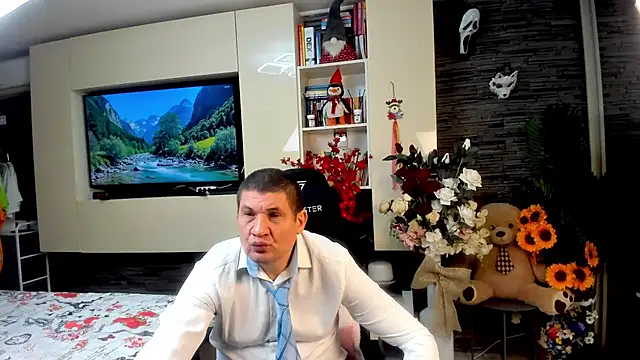 SpartacusDaddy48 Chat XXX live