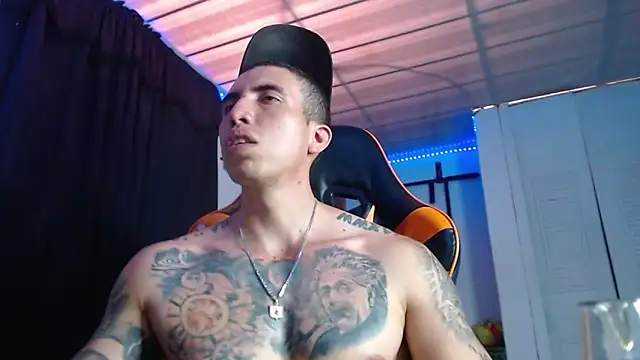 Adam_Hudsond Live XXX-chat