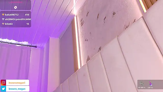 Megan_browns1 লাইভ XXX চ্যাট