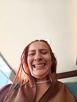 Онлайн чат XXX Samyra_Biker12