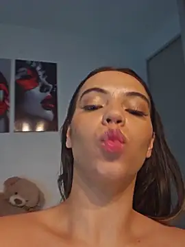Show modela Antonella2_m na web-kameri