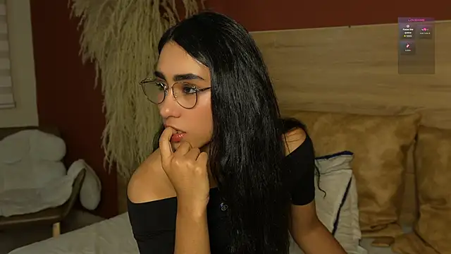 Chatroom XXX en direct de scarlett25__
