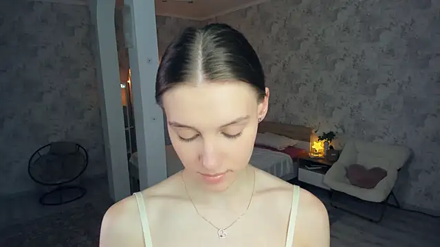 LianneBynon webcam show