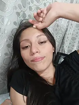 Chatroom XXX en direct de Lahila_