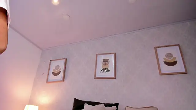 دردشة Caroline_dh الجنسية المباشرة