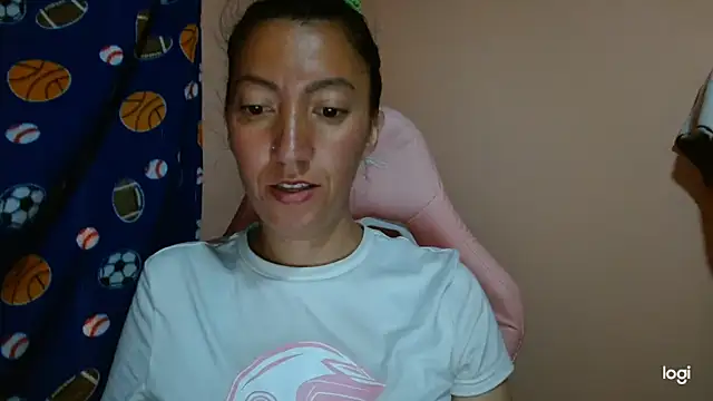 Živá chatovací místnost kaybabyhot